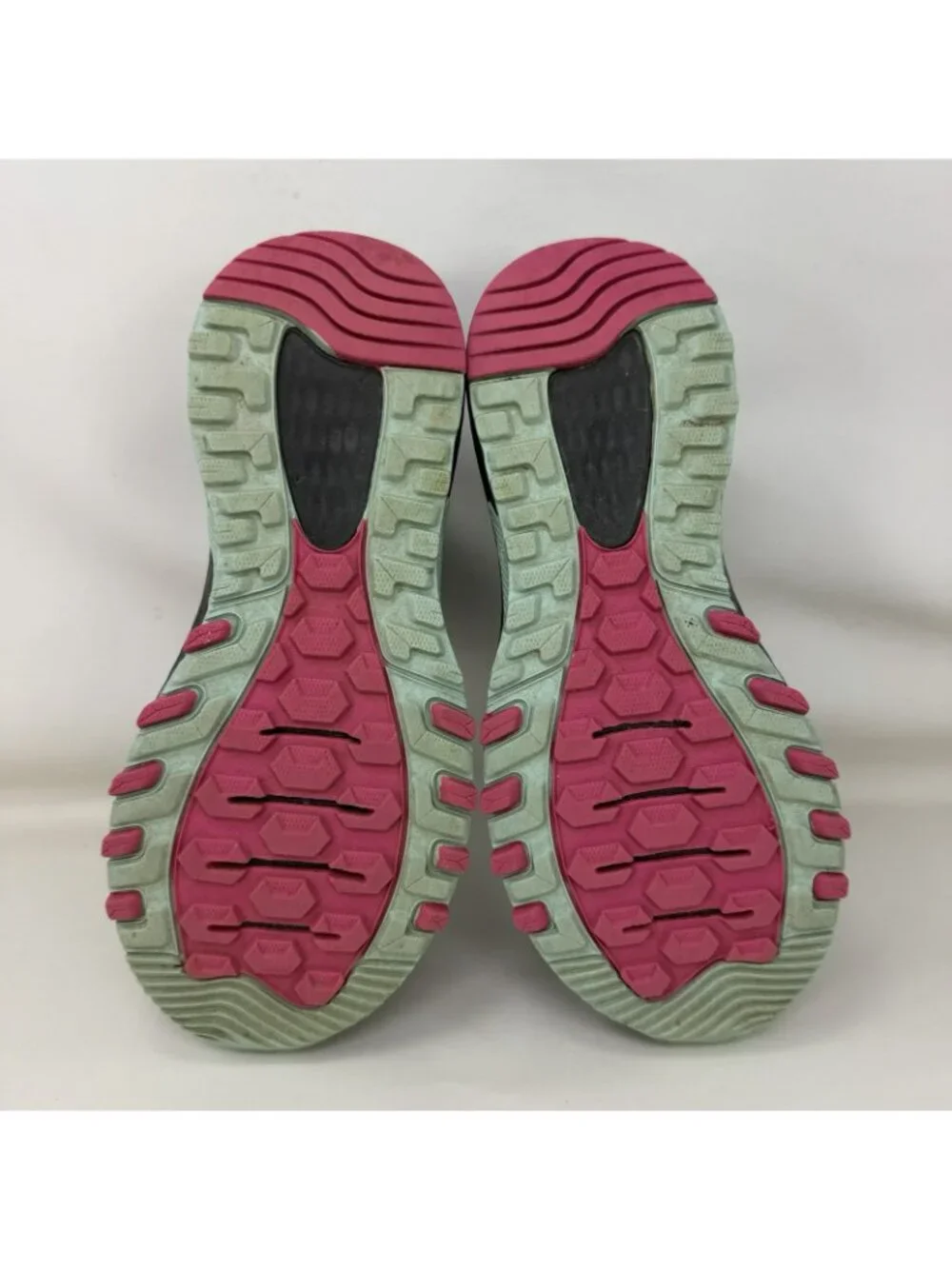 New Balance T410 Trail Hiking Running Shoes Black Women’s Size 6 B